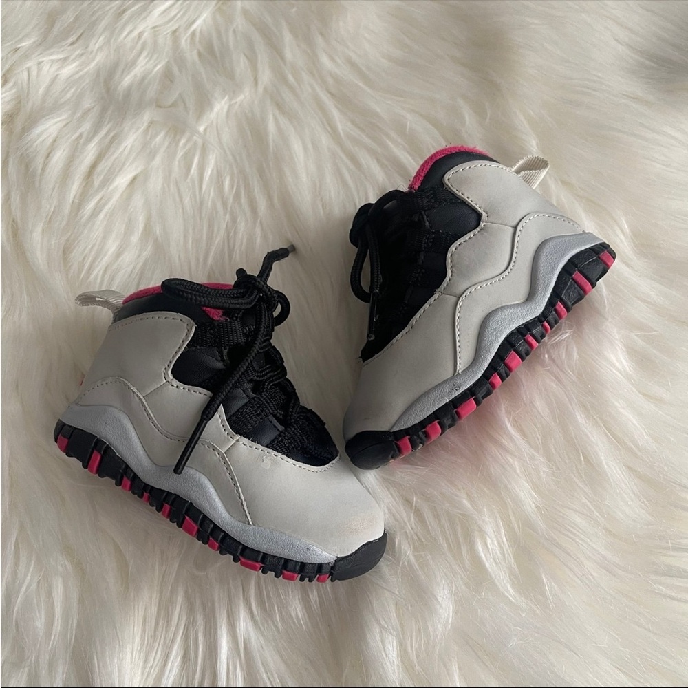 Jordan Retro 10 Baby Girl Seakers